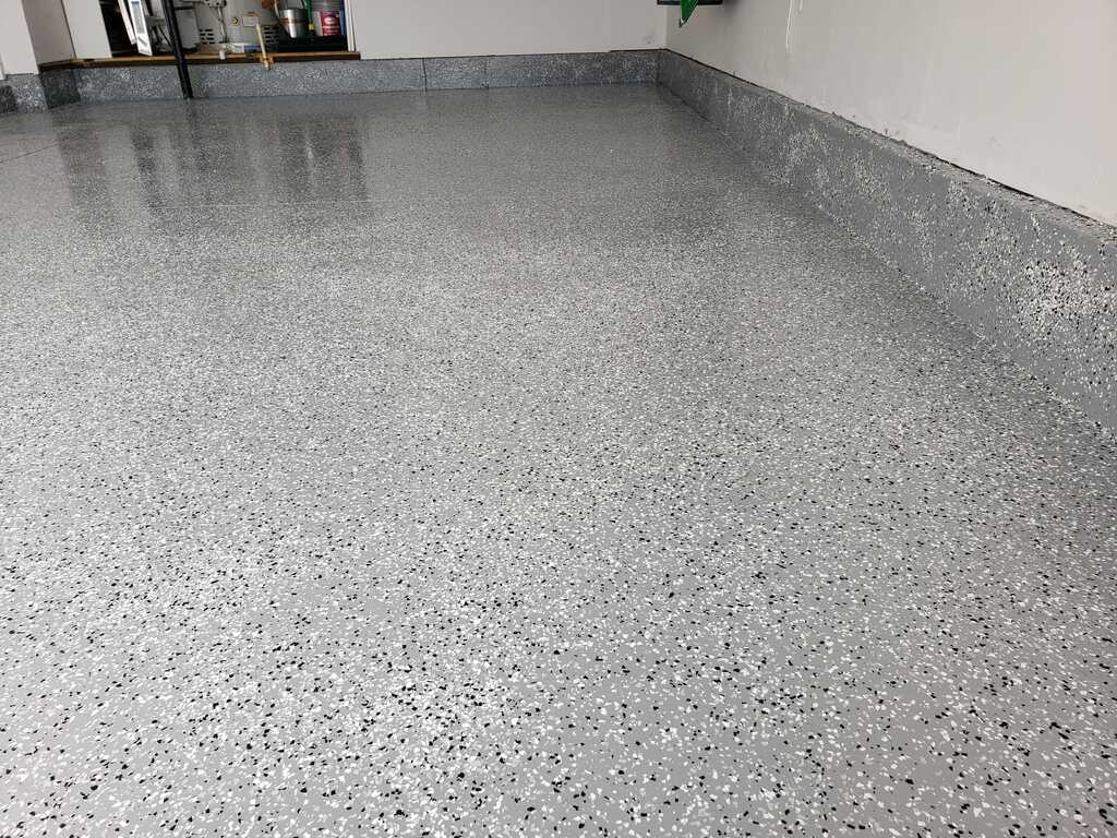 Epoxy garage floor coating installed by Shorty's Painting Services, Treasure Valley